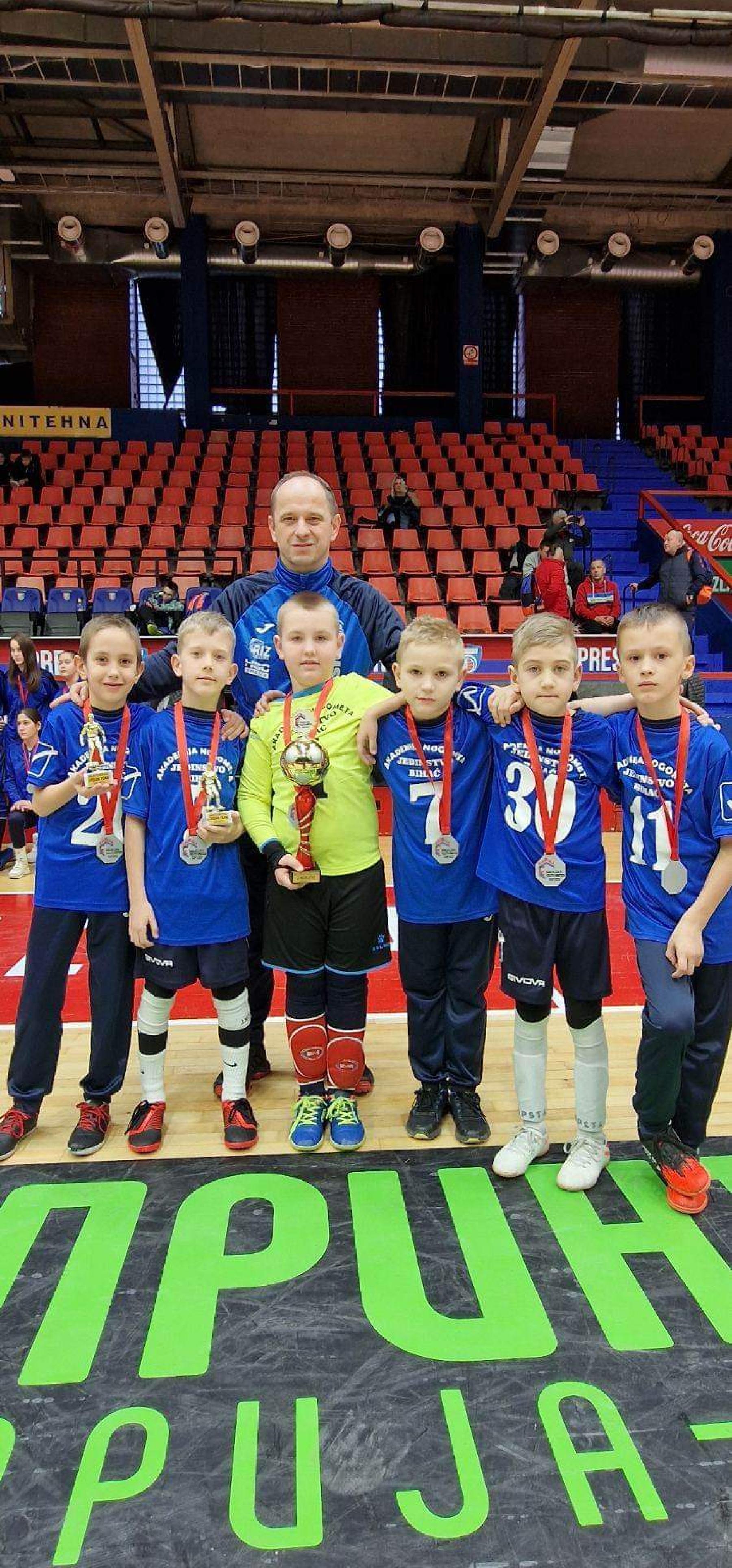 Na održanom Međunarodnom turniru Banja Luka Youth Winter Cup 2023, generacija 2015 godište AN Jedinstvo Bihać  je osvojilo srebrenu medalju 