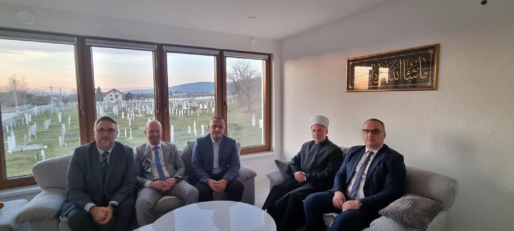 Muftija Kudić u Kozarcu: Hafiz Mahić je čestit, vrijedan i istinski predvodnik svoga naroda