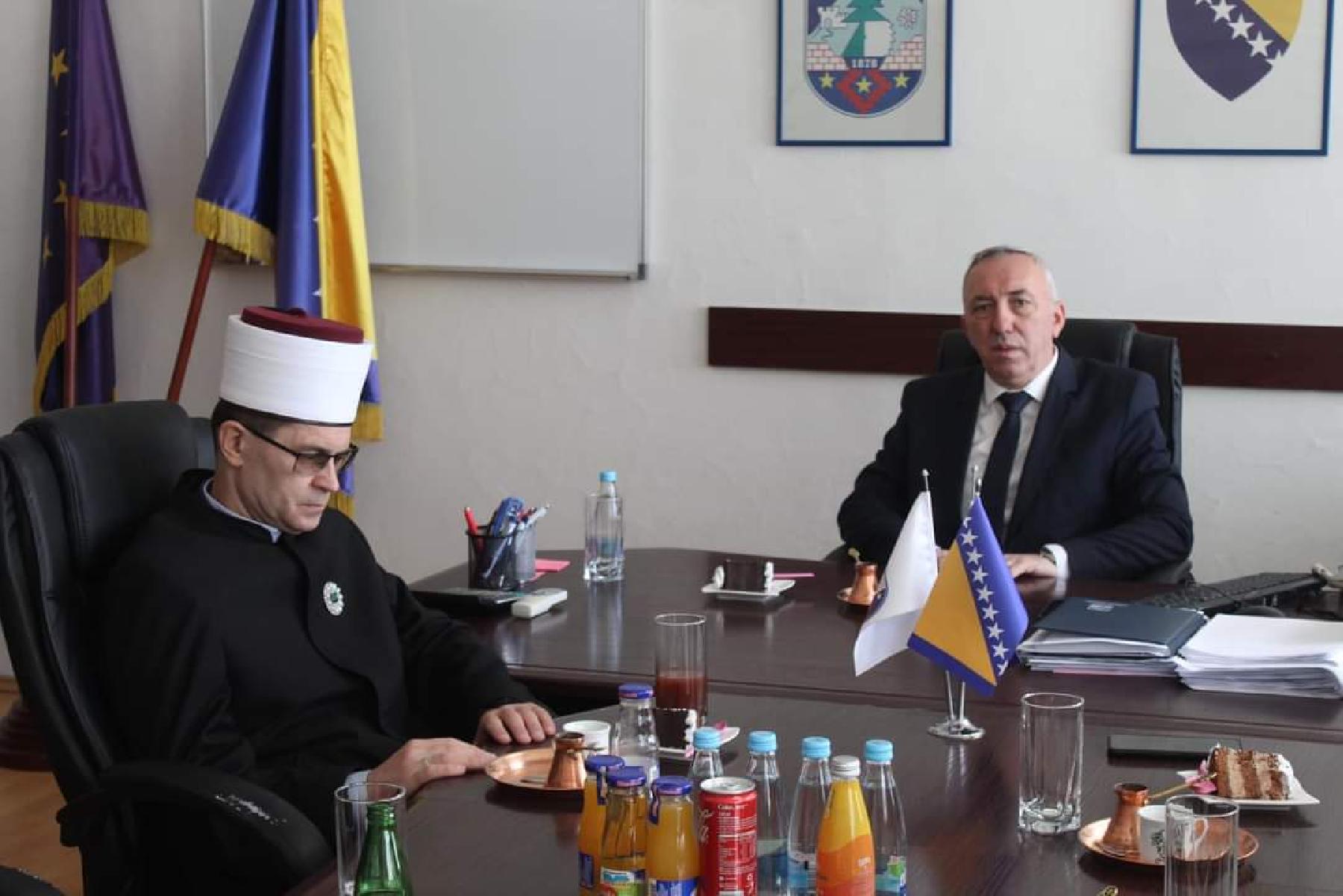 Mahmut Jukić:''Upriličio sam prijem za predstavnike Medžlisa Islamske zajednice Bosanski Petrovac.''