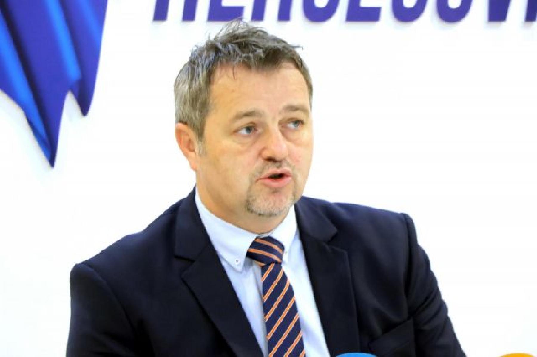 Ogrešević odgovorio Nikšiću: Zahtjev za pomoć poslan 17. maja, vi ste se tada zabavljali sa Čovićem