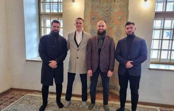 Ponos Krajine: Roditelji izveli na pravi put tri sina hafiza