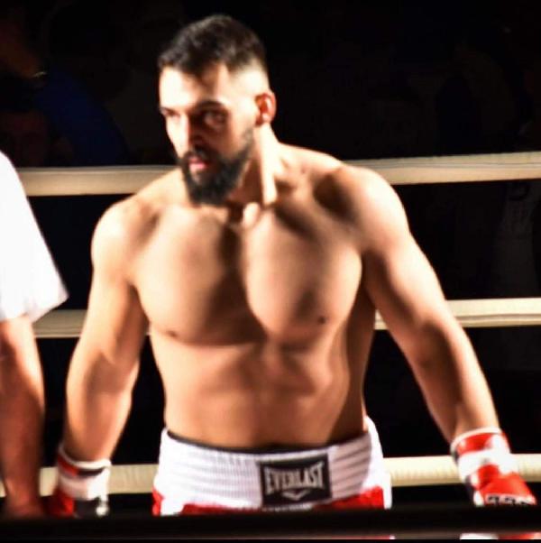 Alagic Danijal svoju četvrtu profesionalnu borbu u boksu odradiće 31.3. protiv iskusnog teškaša iz Moldaviji
