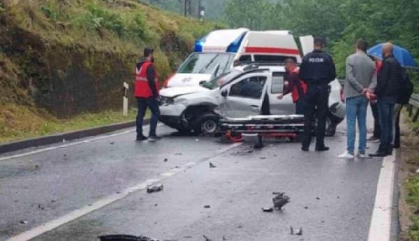 Detalji nesreće u Srbljanima: Direktan sudar dva vozila, četiri osobe povrijeđene