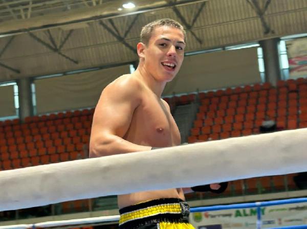 Bišćanin Hassan Selimović će nastupiti na Evropskim prvenstvima u boksu i kik boksu