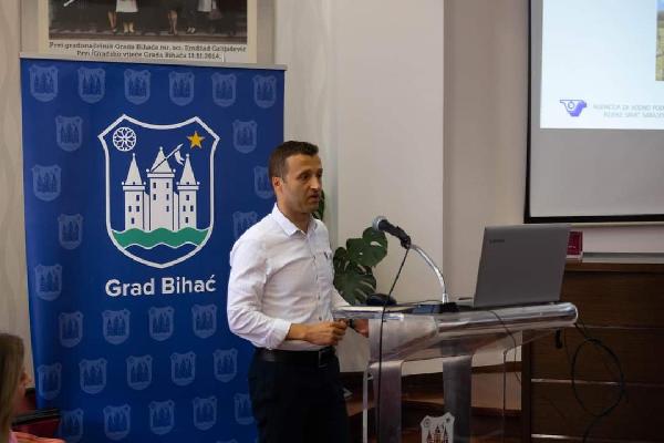 U Gradu Bihaću održana prezentacija projekta rekonstrukcije nasipa ''Velhovo''