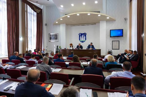 34. sjednica Gradskog vijeća Bihaća održat će se dana 15.06.2023. godine (četvrtak) u Gradskoj vijećnici s početkom rada u 09:00 sati.