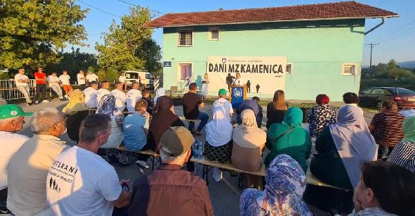 U prisustvu mještana bihaćkog naselja Kamenica  prigodnom manifestacijom obilježen je Dan MZ Kamenica.